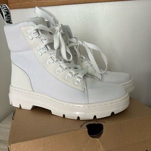 Dr.Martins white combat boots combs